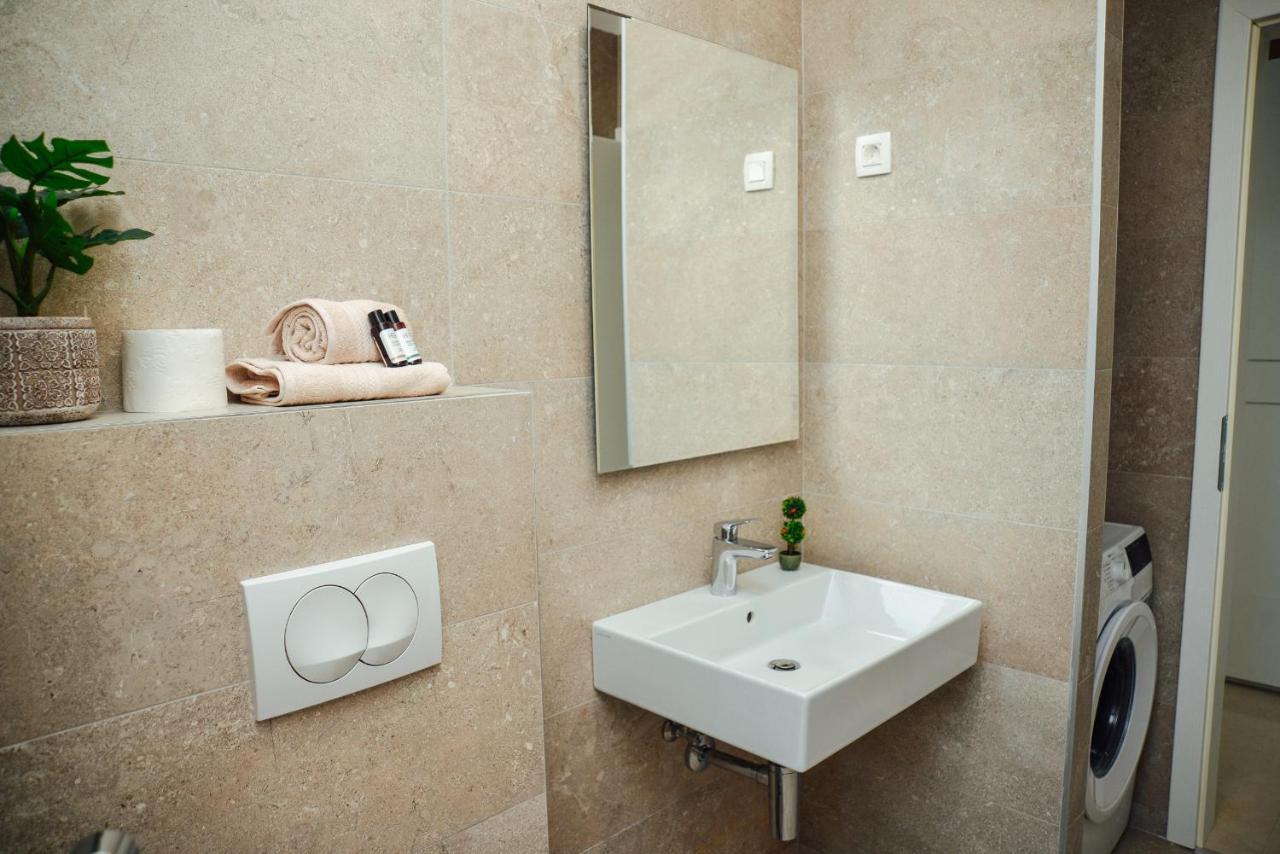 Ily Apartment With Sea View Котор Экстерьер фото